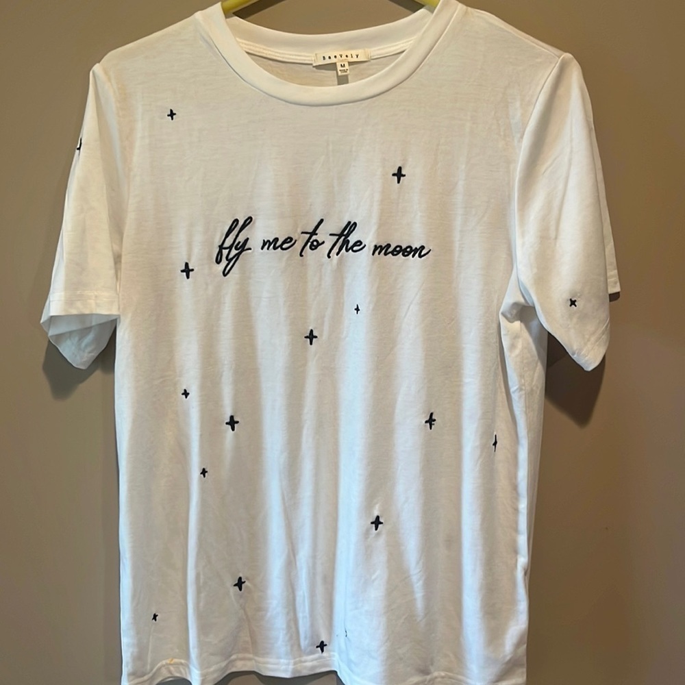 Fly me to the Moon Tee! Excellent Condition